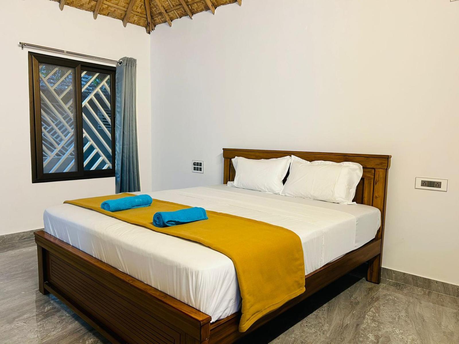 Hampi Village Resort & Tutti Cafe Kültér fotó