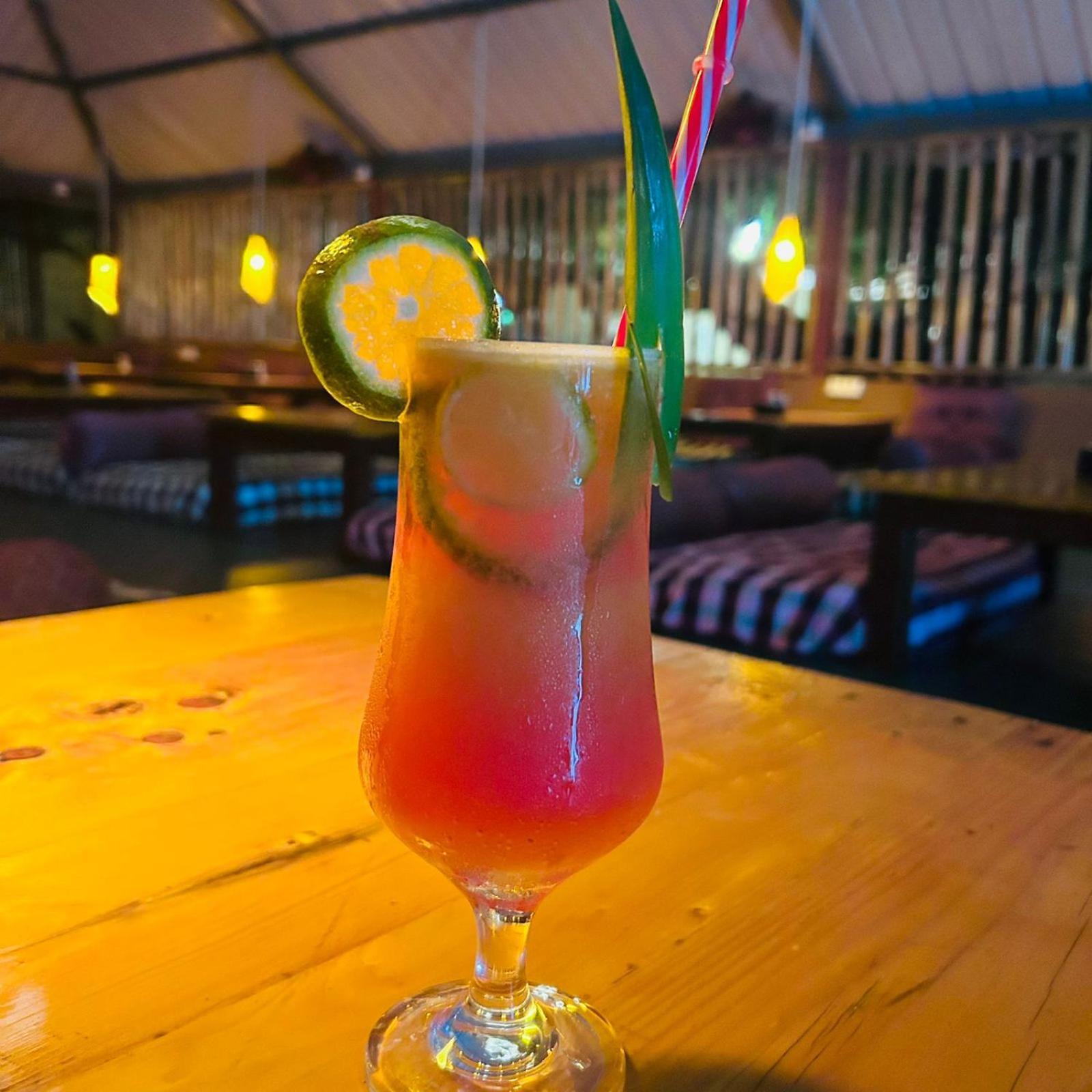 Hampi Village Resort & Tutti Cafe Kültér fotó
