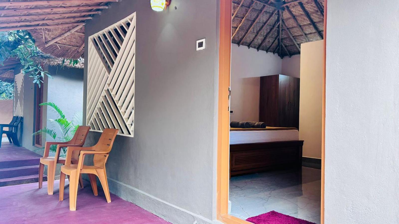 Hampi Village Resort & Tutti Cafe Kültér fotó