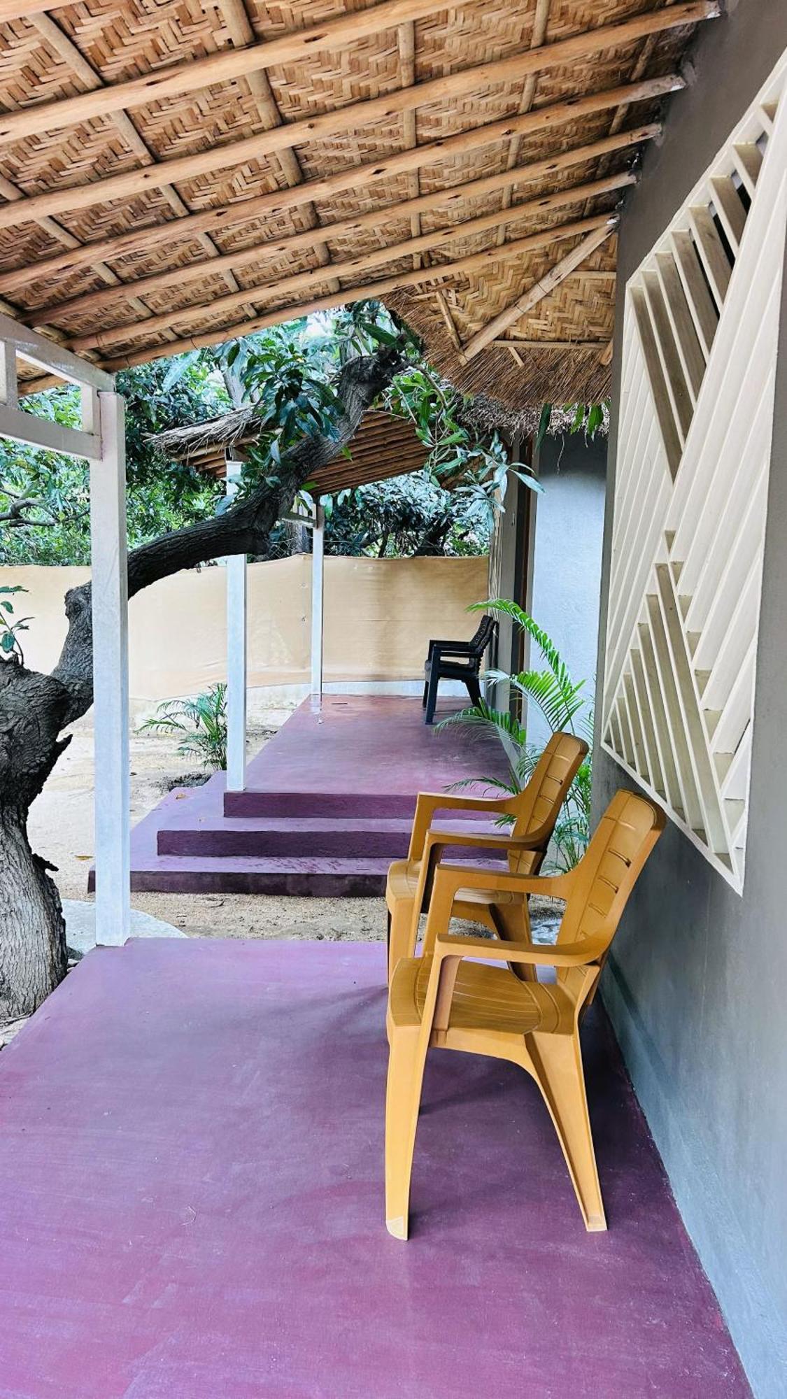 Hampi Village Resort & Tutti Cafe Kültér fotó