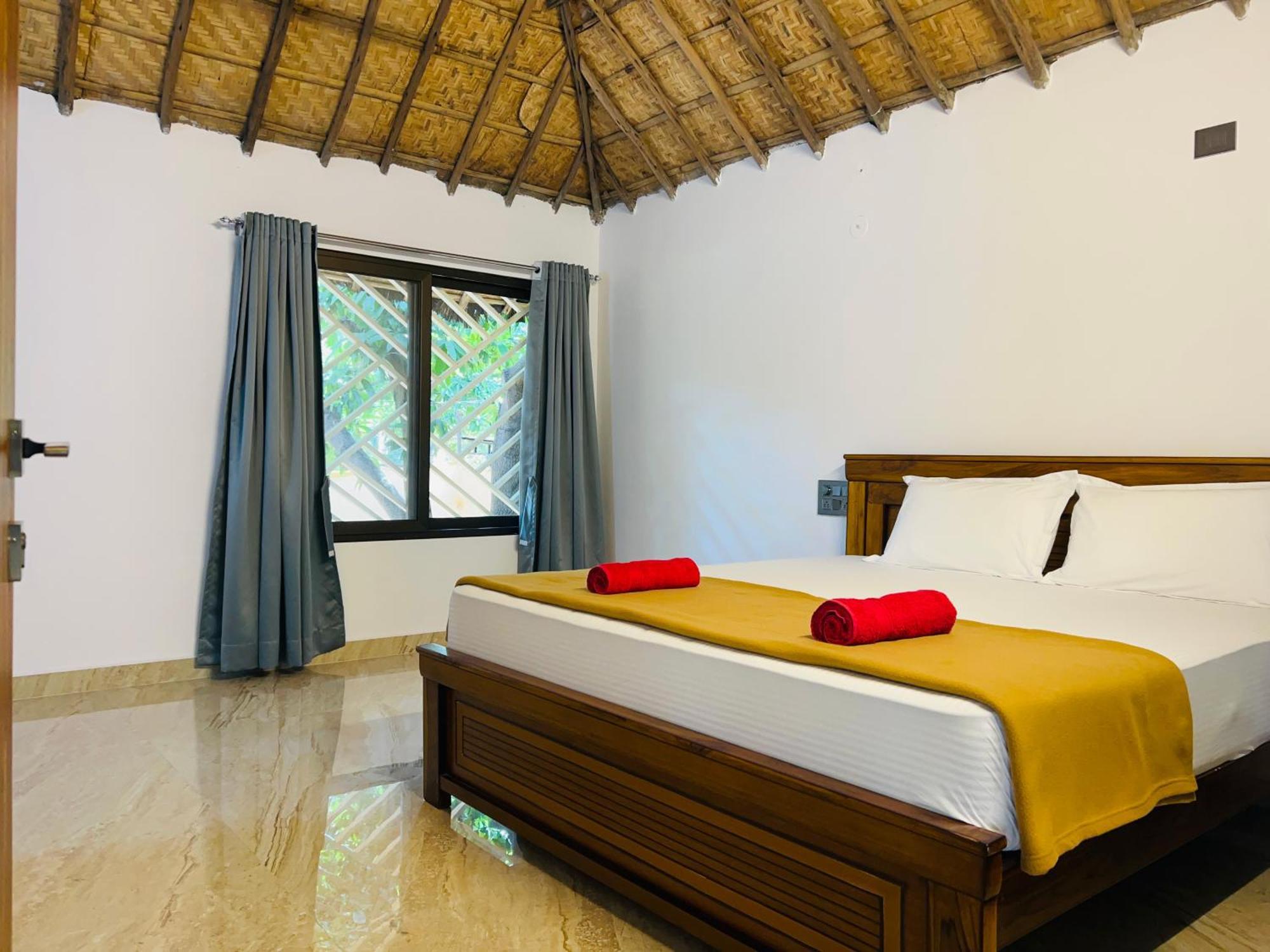 Hampi Village Resort & Tutti Cafe Kültér fotó